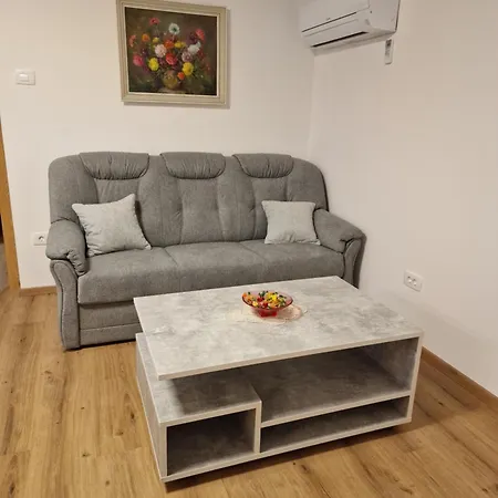 Lastovka * 卢布尔雅那